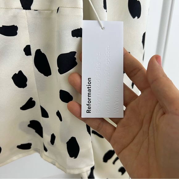 NWT Reformation Abigale Silk Puff Sleeve Square Neck Top in Cream/Ink Size 6 - Picture 7 of 12